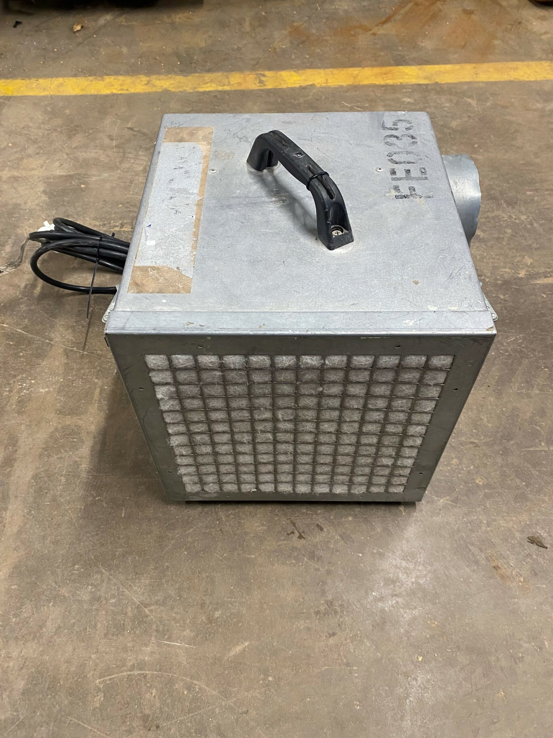 DC400 110V AIR CLEANER - Image 3