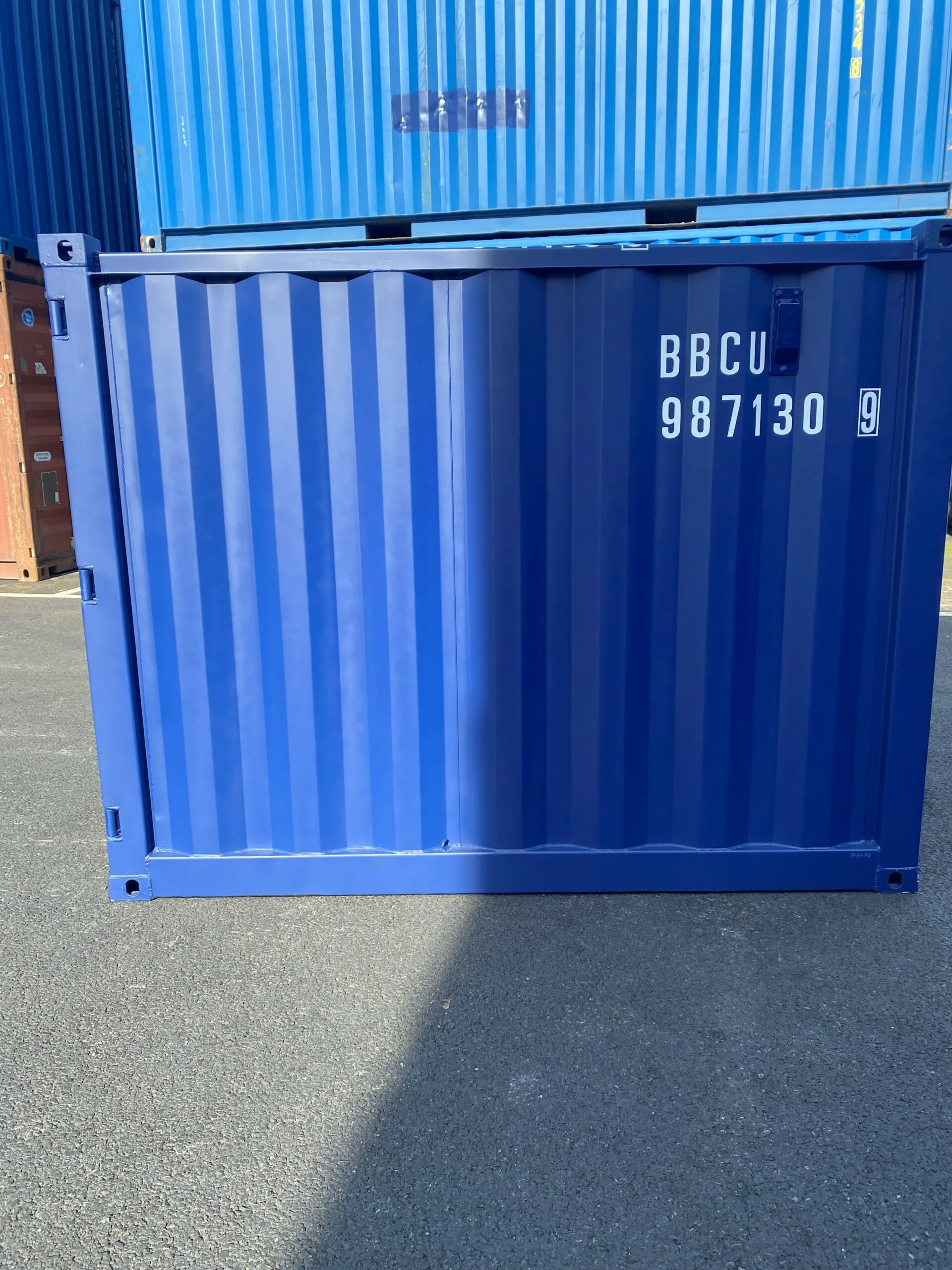 7FT X 6FT SHIPPING CONTAINER/STORE - Image 4