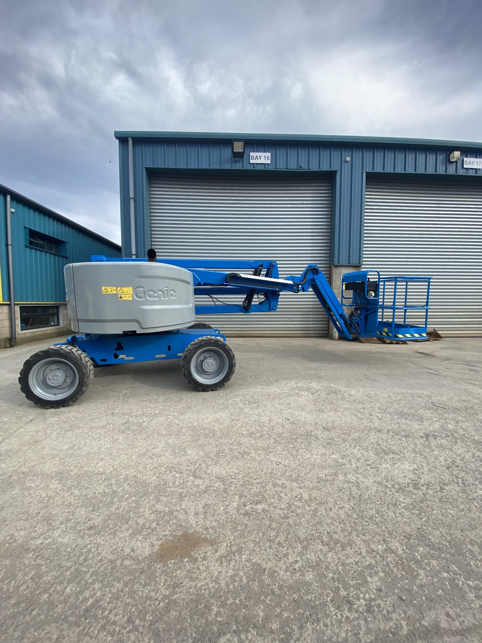2017 GENIE Z45 / 25J 51FT DIESEL BOOM LIFT