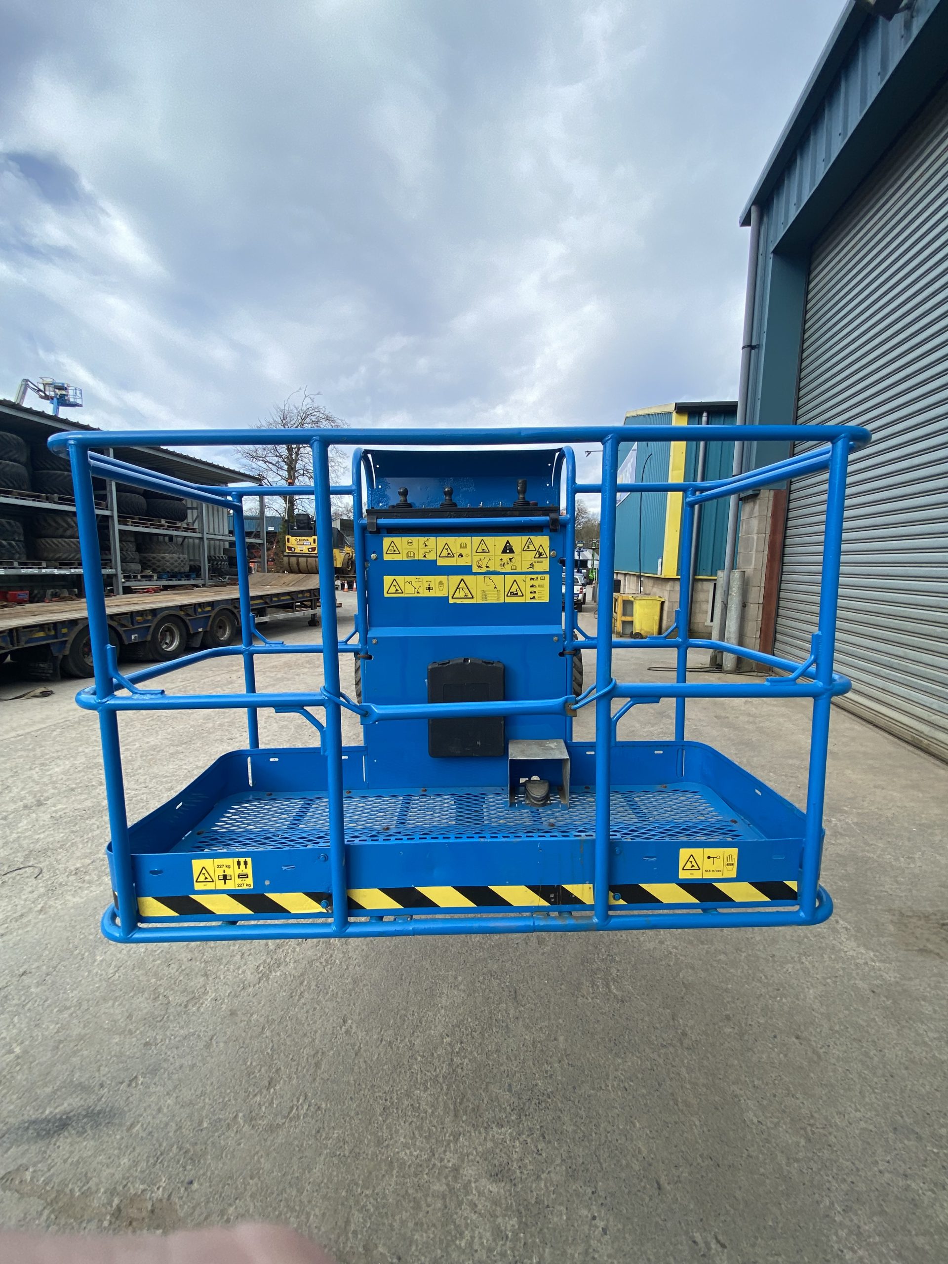 2017 GENIE Z45 / 25J 51FT DIESEL BOOM LIFT - Image 9