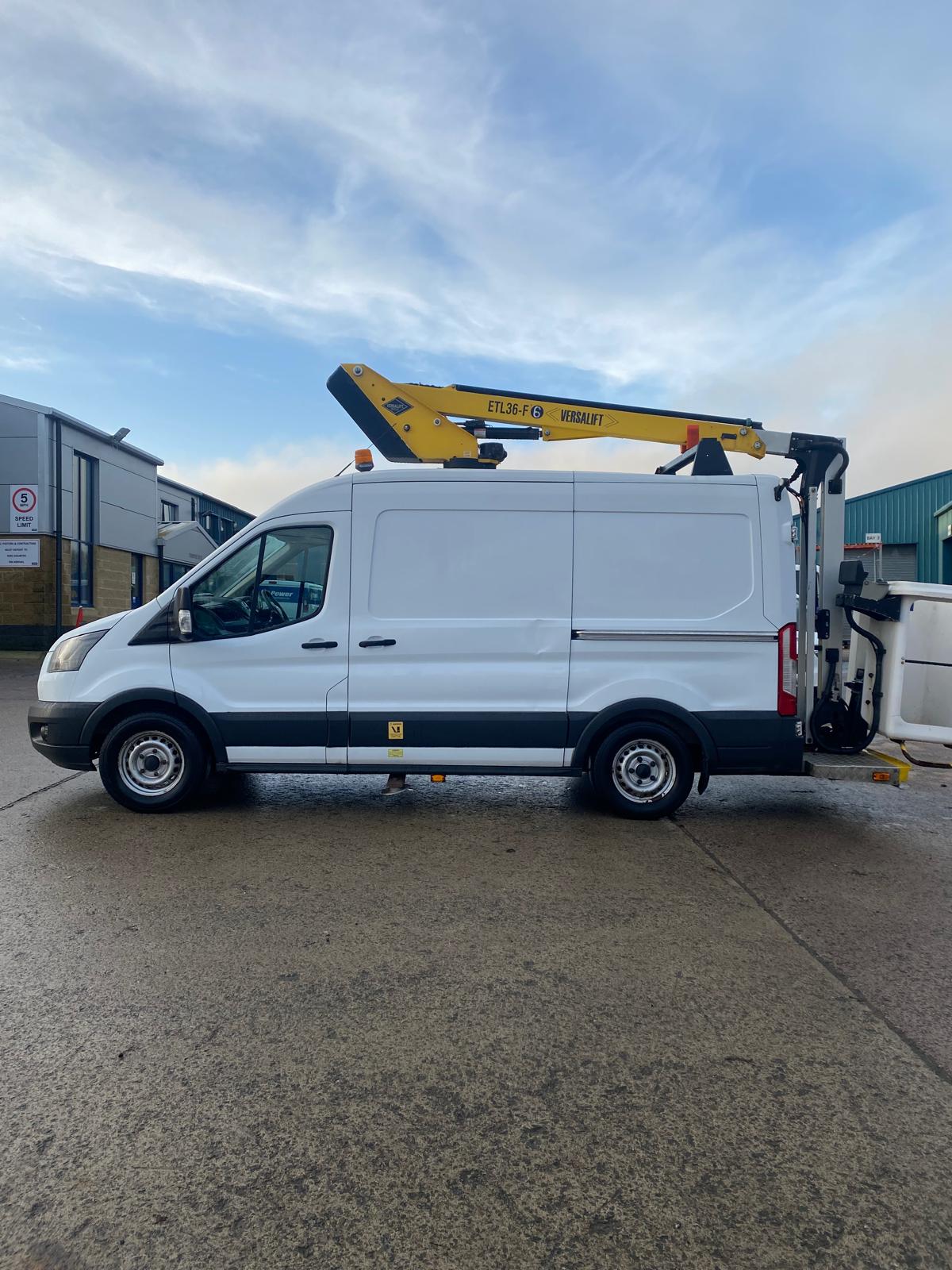 2018 FORD TRANSIT 3.5T 13M VERSALIFT / CPL VAN MOUNT - Image 4