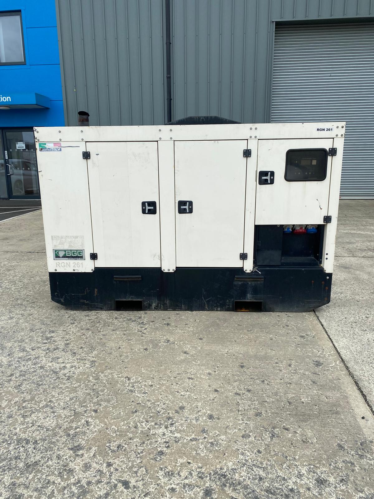 2017 BRUNO GX112FE3 100KVA 3PH SILENCED DIESEL GENERATOR - Image 4