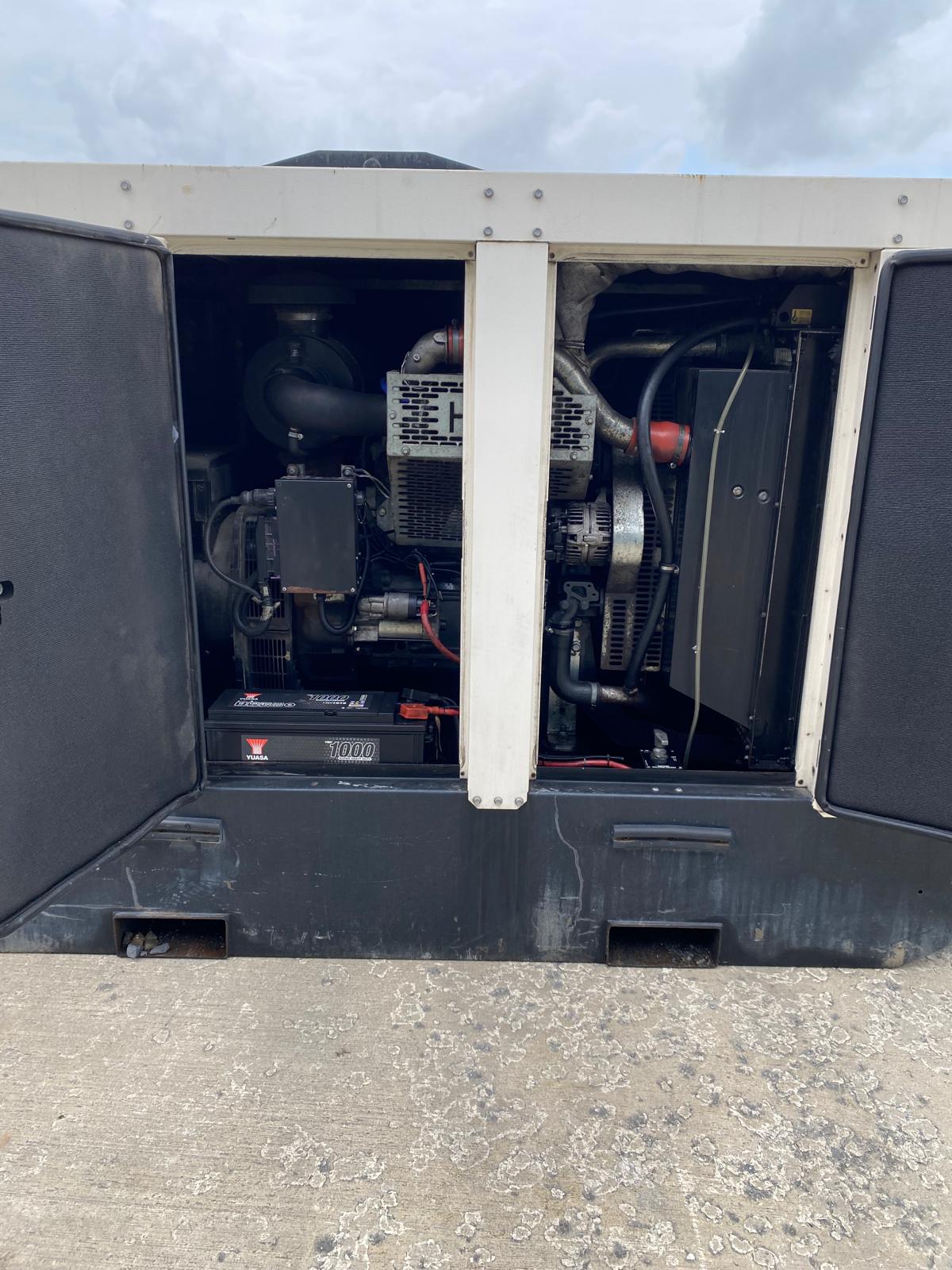 2017 BRUNO GX112FE3 100KVA 3PH SILENCED DIESEL GENERATOR - Image 9